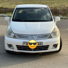 Nissan Versa 2010