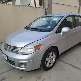 Nissan Versa 2010