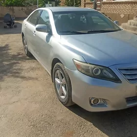Toyota Camry 2010