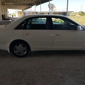 Toyota Avalon 2000