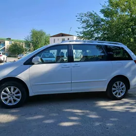 Toyota Sienna 2008