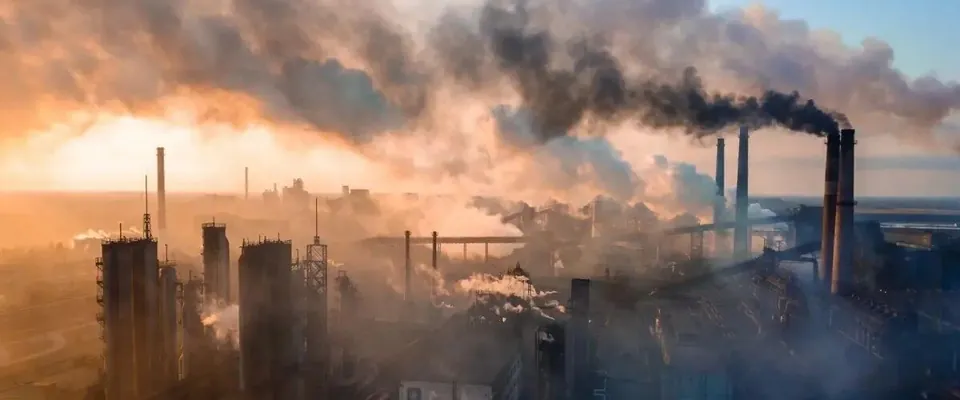 Глобальные выбросы CO₂ достигли рекордного уровня в 40,8 млрд тонн
