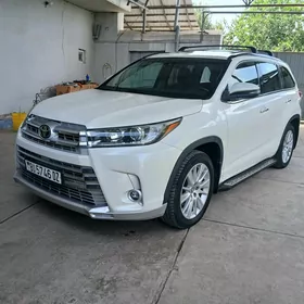 Toyota Highlander 2018
