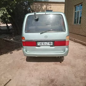 Toyota Hiace 1990