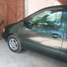 Toyota Sienna 2000