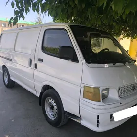 Toyota Hiace 2000
