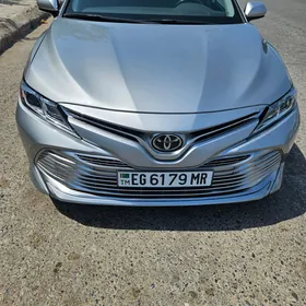 Toyota Camry 2020