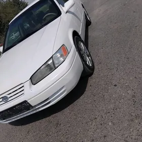 Toyota Camry 1999