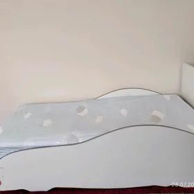 bir adamlyk krowat