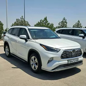 Toyota Highlander 2020