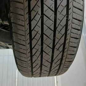 Biriston 235/ 45 /18 komplekt