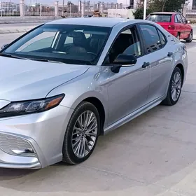 Toyota Camry 2022