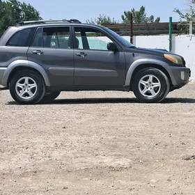 Toyota RAV4 2003
