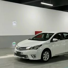 Toyota Corolla 2015