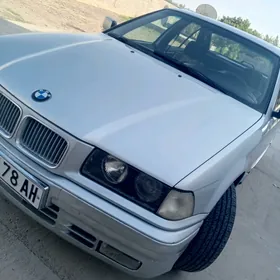 BMW 320 1992