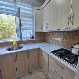 Arenda jay 4mkr 3komnat