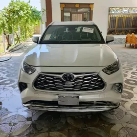 Toyota Highlander 2020