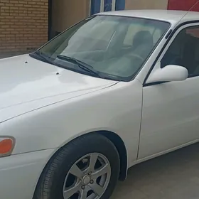 Toyota Corolla 2000