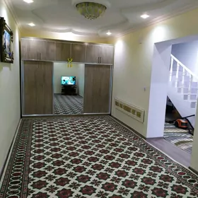 Akdaşda satlyk 2 etaj jaý