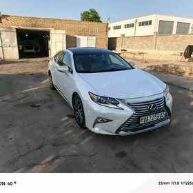 Lexus ES 2017
