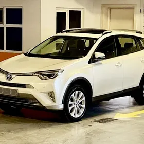 Toyota RAV4 2018