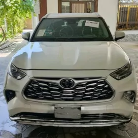 Toyota Highlander 2020