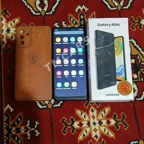 Samsung A04s