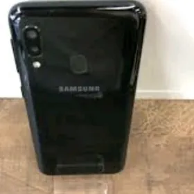Samsung A20E
