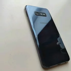 Samsung S10e