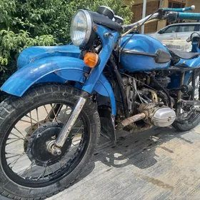 Ural 5557 2000