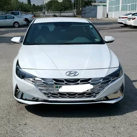 Hyundai Elantra 2021
