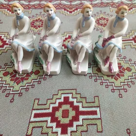 Statuetka Swenir статуетка