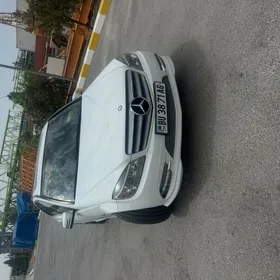 Mercedes-Benz C350 2010