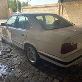 BMW 525 1992