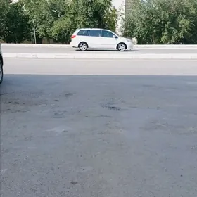 Toyota Sienna 2008