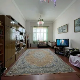 4 ком Элитка Советская 160 кв²