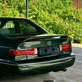 Toyota Camry 2000