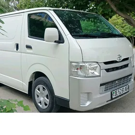 Toyota Hiace 2020