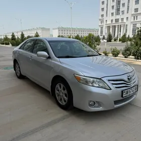 Toyota Camry 2010