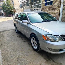 Toyota Avalon 2003