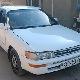 Toyota Corolla 1992
