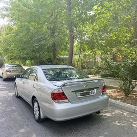Toyota Camry 2005