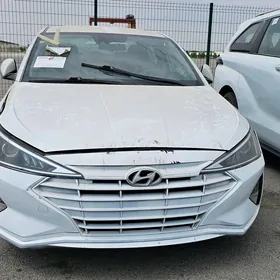 Hyundai Elantra 2020