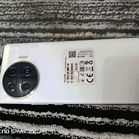Tecno spark 20 pro plus