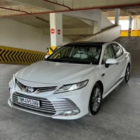 Toyota Camry 2022