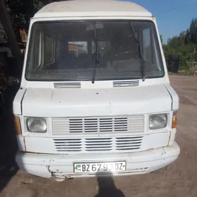 Mercedes-Benz Sprinter 1999