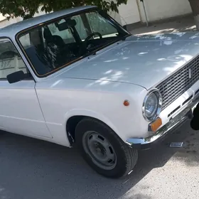 Lada 2104 1986