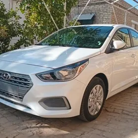 Hyundai Accent 2021