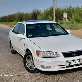 Toyota Camry 1998