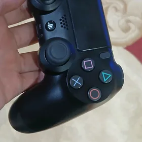 ps 4